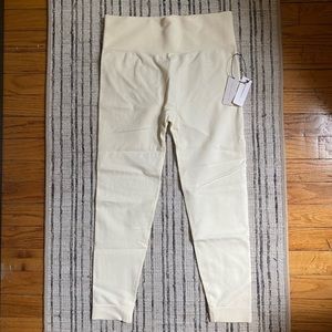 NEW WeWoreWhat Seamless Leggings